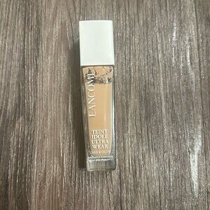 LANCÔME TEINT IDOLE ULTRA WEAR 220C